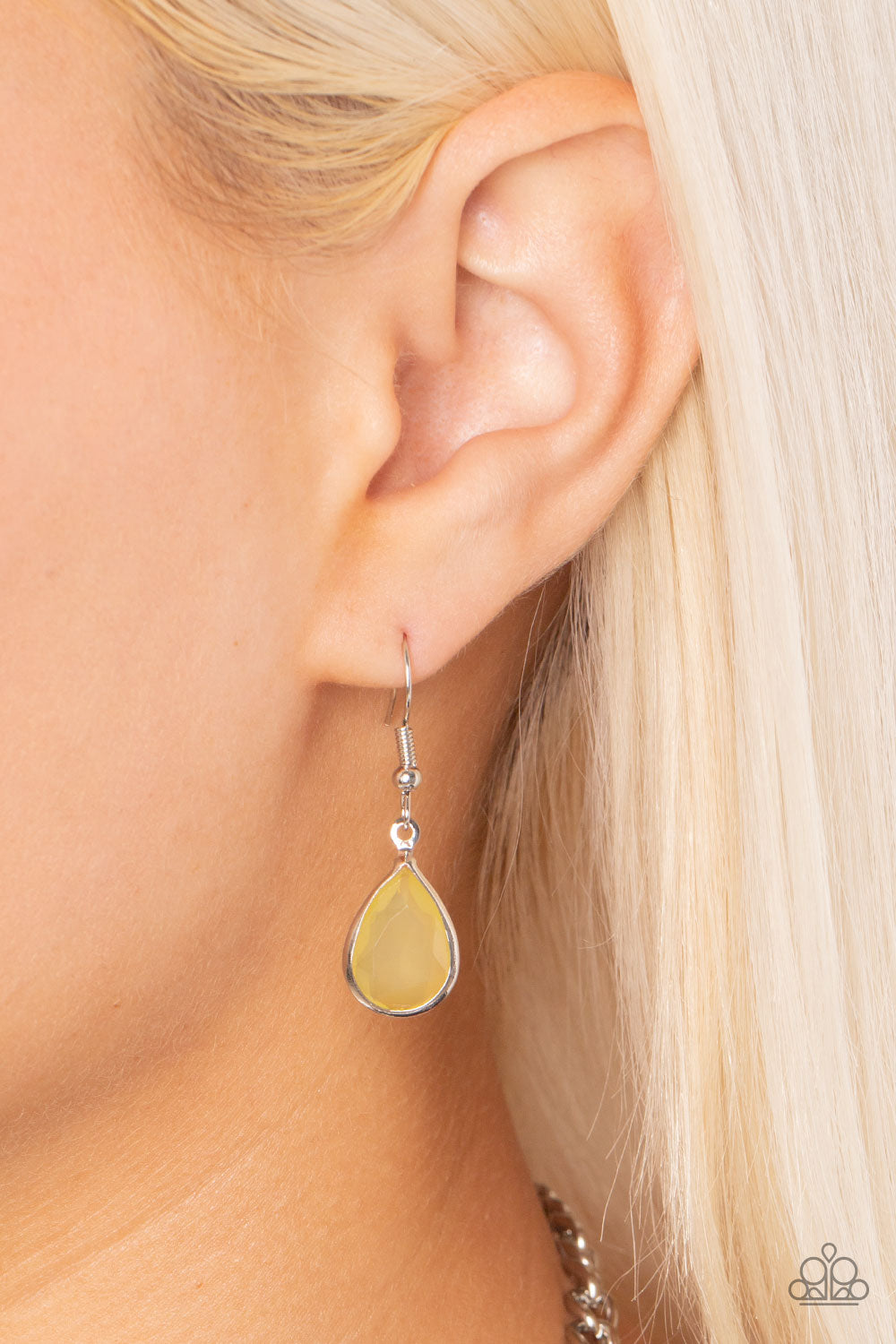 Paparazzi Accessories ❋Frosted and Framed - Yellow Necklace❋ Flat Rate Ship $4.50❋