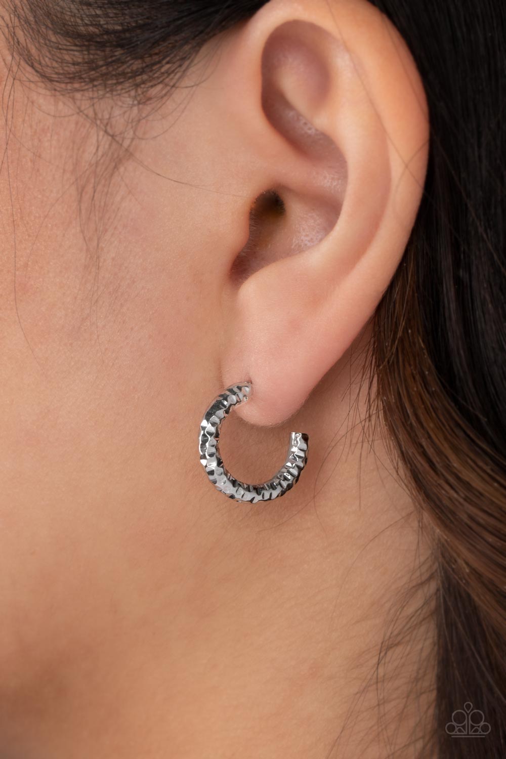 Paparazzi Accessories ❋Wandering Wreaths - Silver Earrings❋ Flat Rate Ship $4.50❋