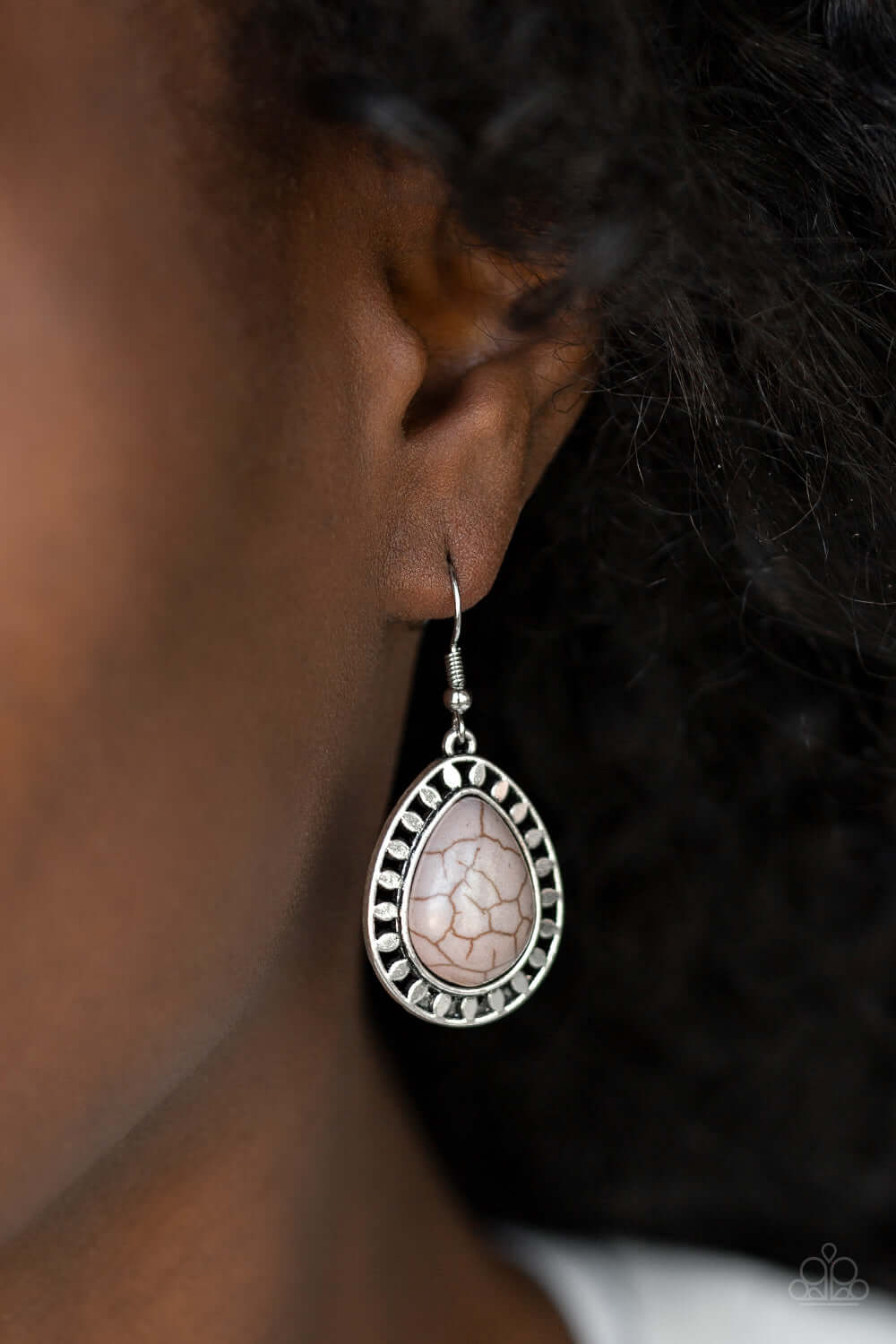 Paparazzi Accessories ✽ Sahara Serenity - Silver Earrings✽Flat Rate Ship $4.50✽ - Image #2