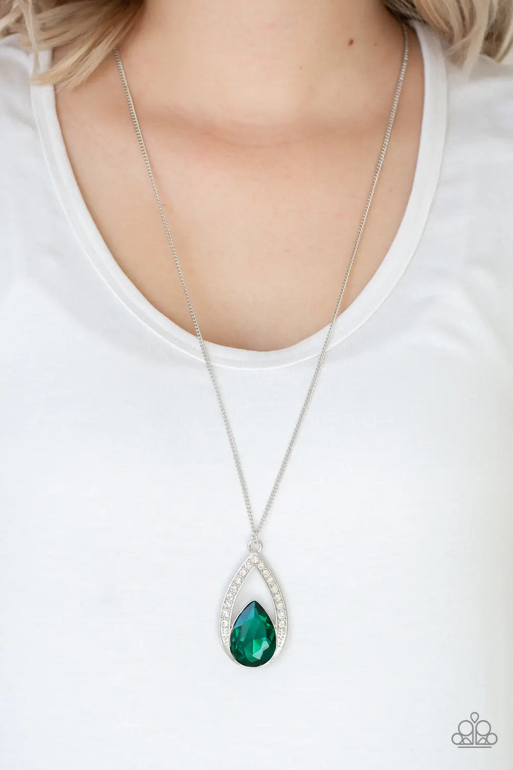 Paparazzi Accessories ✽ Notorious Noble - Green Necklace✽Flat Rate Ship $4.50✽ - Image #2