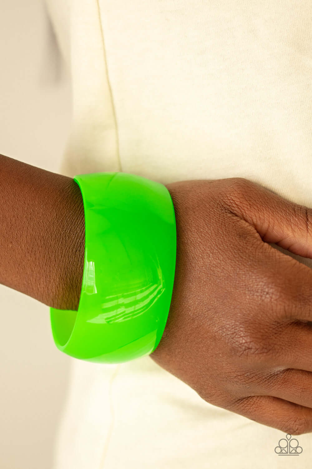 Paparazzi Accessories ✽ Fluent in Flamboyance - Green Bracelet✽Flat Rate Ship $4.50✽ - Image #2