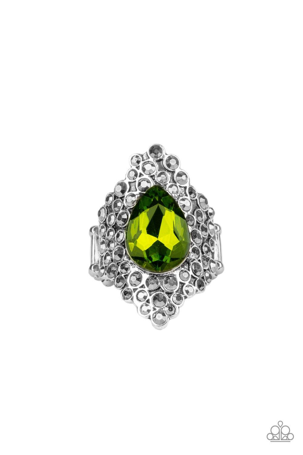 brought✽to✽you✽by✽blingflingbykat✽hollywood-heiress-green-ring✽paparazzi-accessories