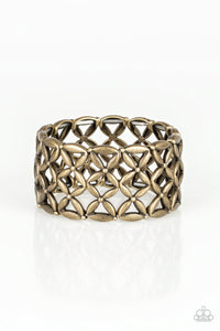 brought✽to✽you✽by✽blingflingbykat✽the-big-bloom-brass-bracelet✽paparazzi-accessories