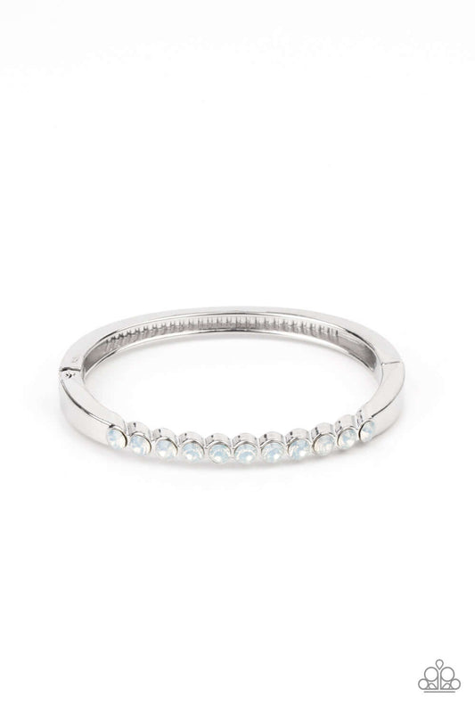 brought-to-you-by-blingflingbykat-valentine-vixen-white-paparazzi-accessories-