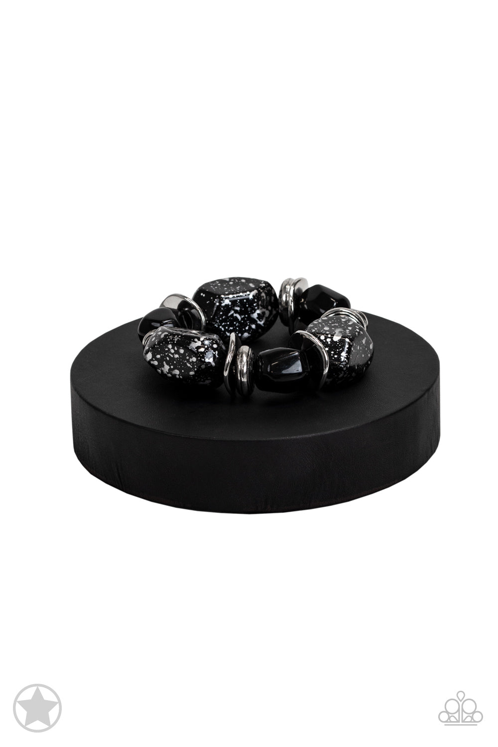 Paparazzi Accessories ✽ Glaze of Glory - Black Bracelet✽Flat Rate Ship $4.50✽