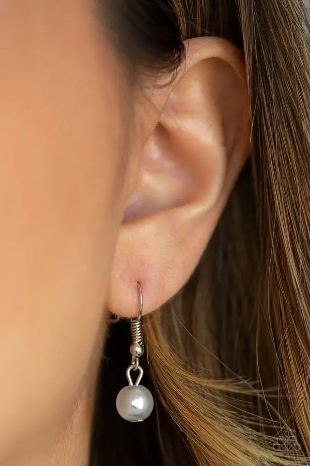 Paparazzi Accessories ✽Unapologetic Flirt - Silver Necklace✽Flat Rate Ship $4.50✽ - Image #3