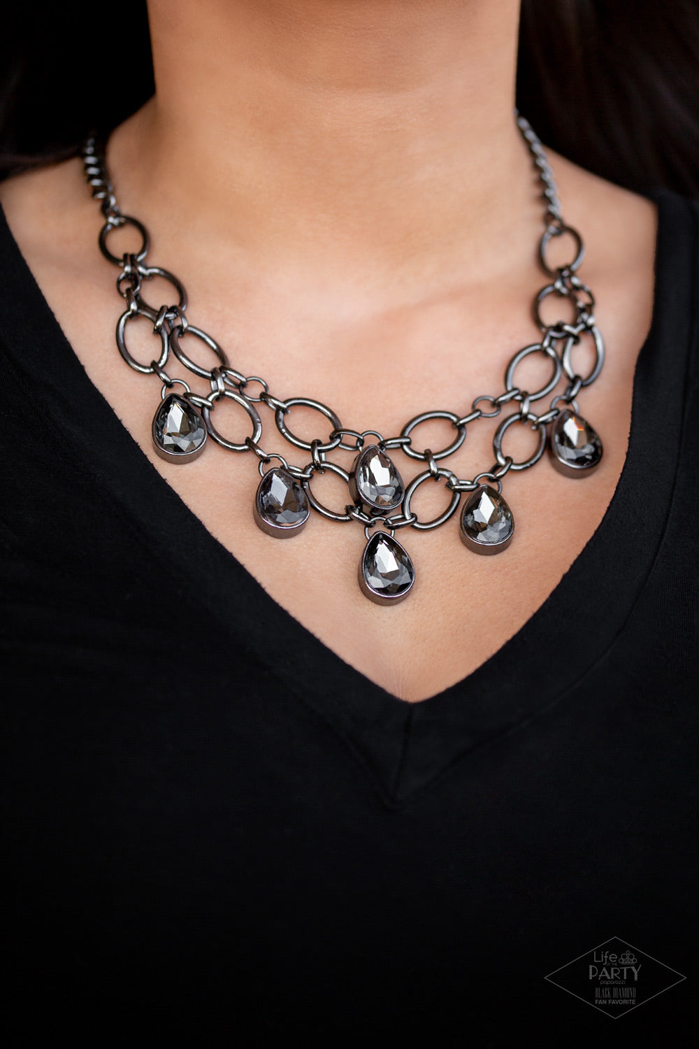 Paparazzi Accessories ✽ Show-Stopping Shimmer - Black Necklace✽Flat Rate Ship $4.50✽