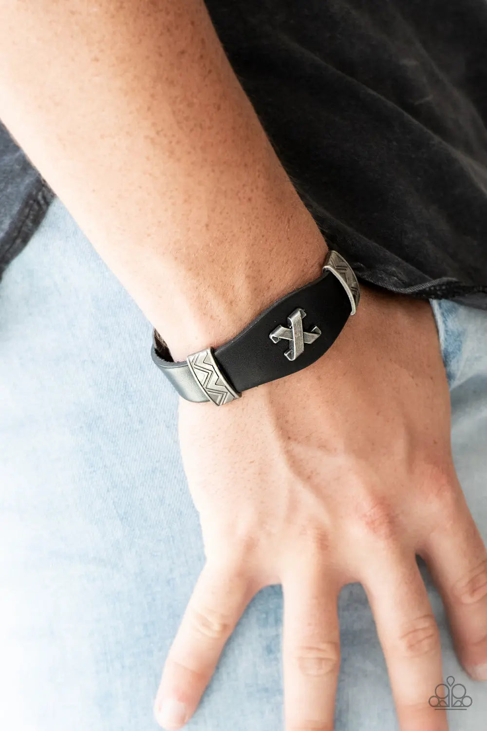 Paparazzi Accessories ✽ Tread Carefully - Black Bracelet✽Flat Rate Ship $4.50✽ - Image #2