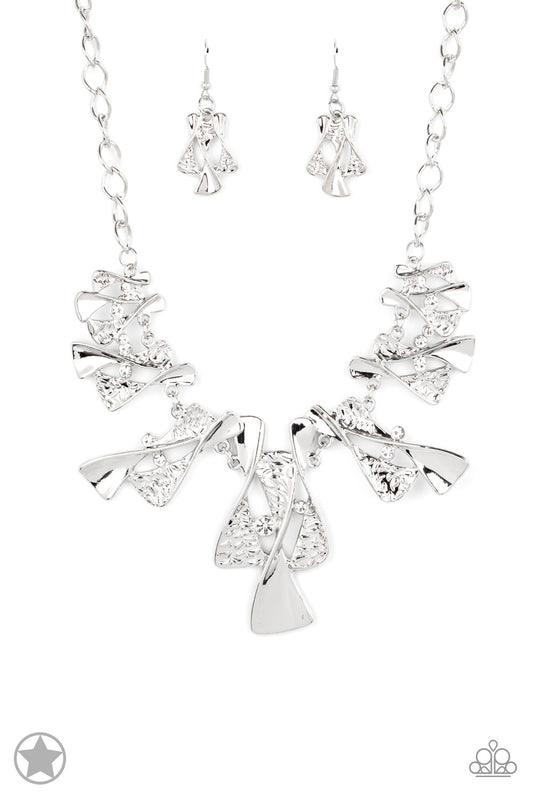 brought✽to✽you✽by✽blingflingbykatthe-sands-of-time-silver-necklace✽paparazzi-accessories