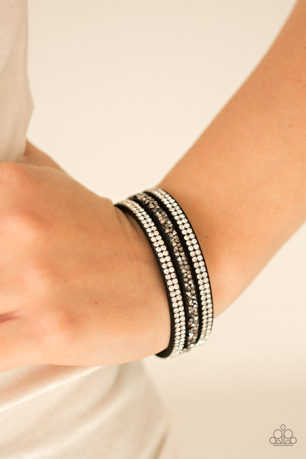 Paparazzi Accessories ✽ Mega Glam - Black Bracelet✽Flat Rate Ship $4.50✽