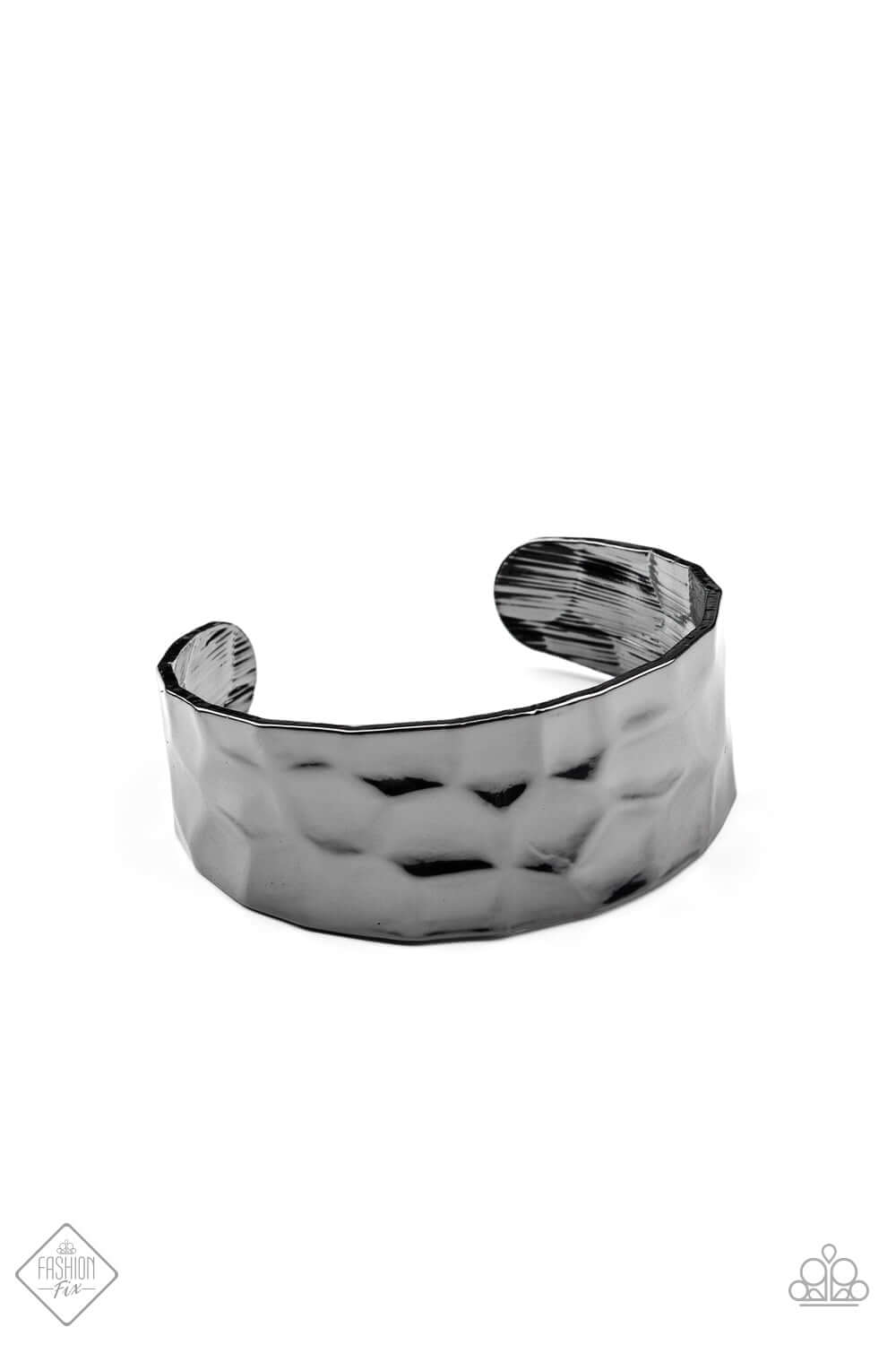 brought✽to✽you✽by✽blingflingbykatis-it-haute-in-here-black✽paparazzi-accessories