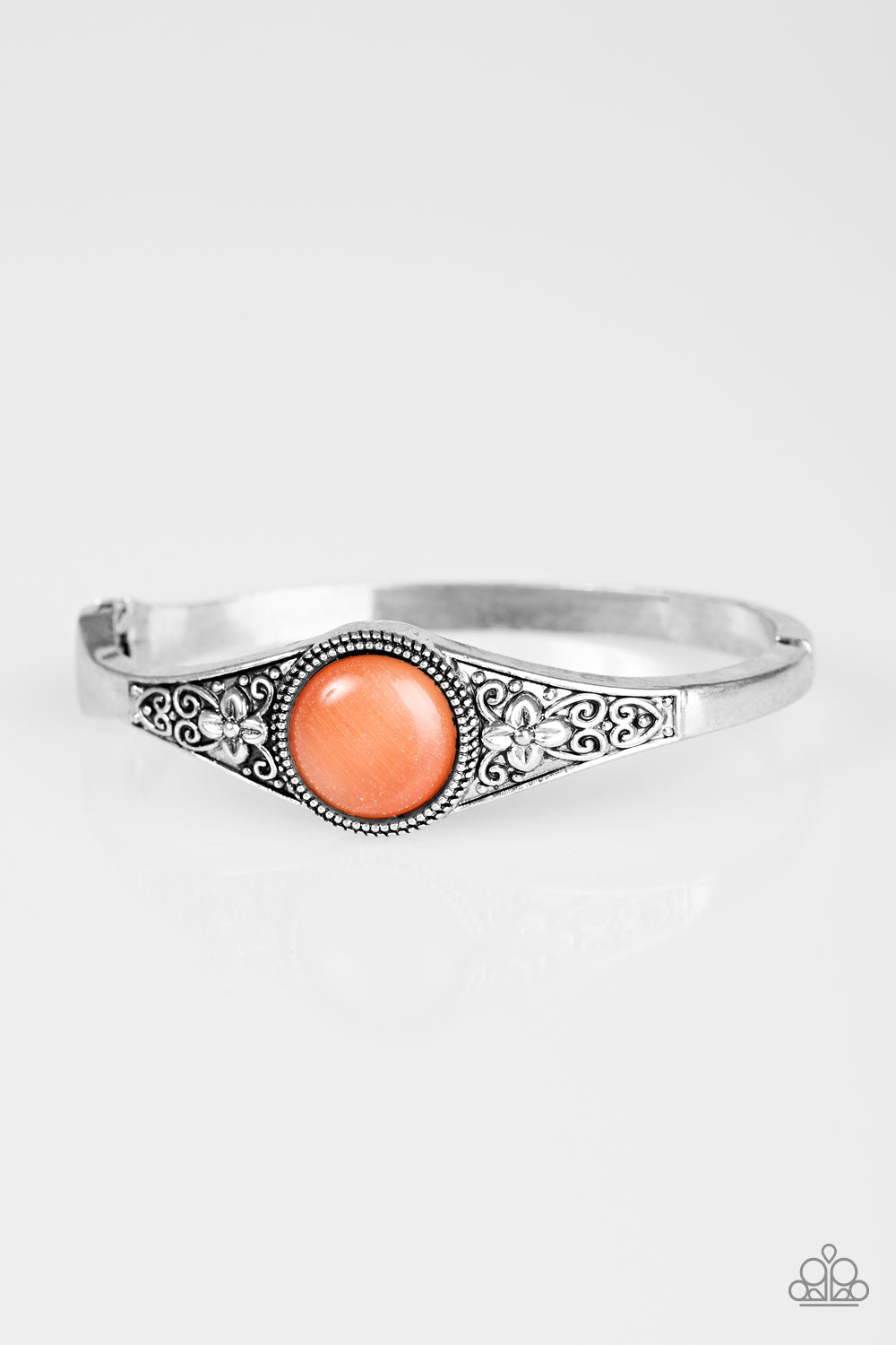 brought✽to✽you✽by✽blingflingbykat✽modernly-meadow-orange-bracelet✽paparazzi-accessories