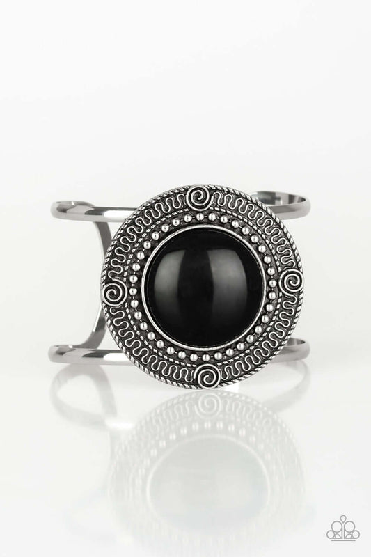 brought✽to✽you✽by✽blingflingbykat✽tribal-pop-black-bracelet✽paparazzi-accessories