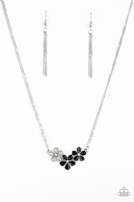 brought✽to✽you✽by✽blingflingbykat✽hibiscus-haciendas-black-necklace✽paparazzi-accessories