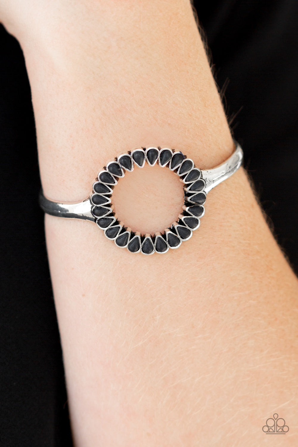 Paparazzi Accessories ✽ Divinely Desert - Black Bracelet✽Flat Rate Ship $4.50✽