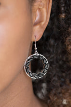 Load image into Gallery viewer, Paparazzi Accessories ✽ Global Glow - Black Earrings✽Flat Rate Ship $4.50✽
