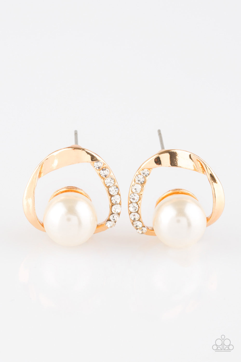 brought✽to✽you✽by✽blingflingbykat✽stylishly-suave-gold-post earrings✽paparazzi-accessories