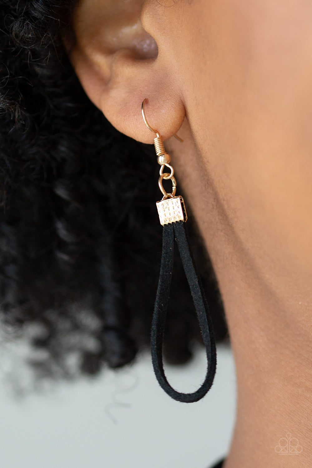 Paparazzi Accessories ✽ Walk The WALKABOUT - Gold Necklace✽Flat Rate Ship $4.50✽