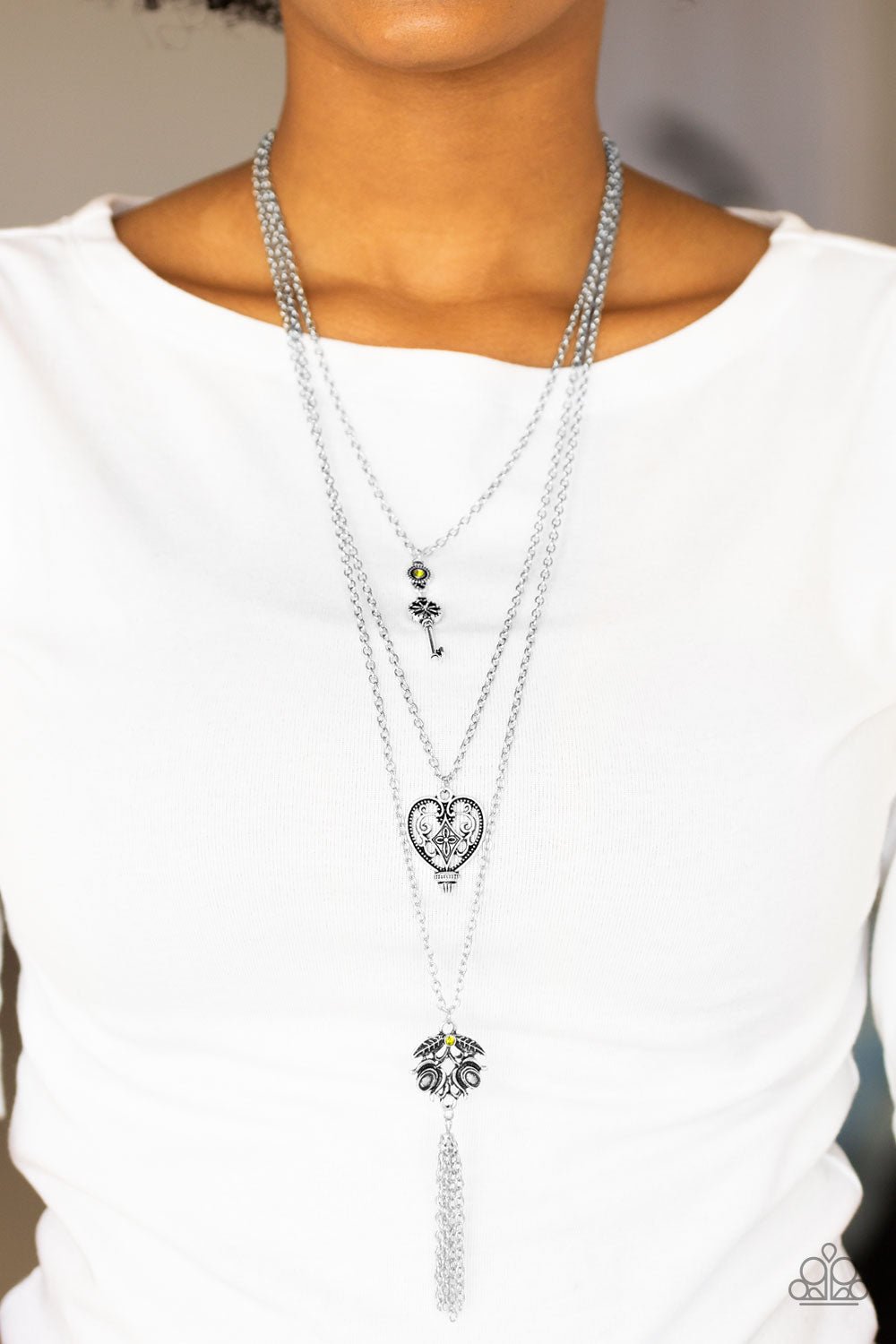 Paparazzi Accessories ✽ Love Opens All Doors - Green Necklace✽Flat Rate Ship $4.50✽