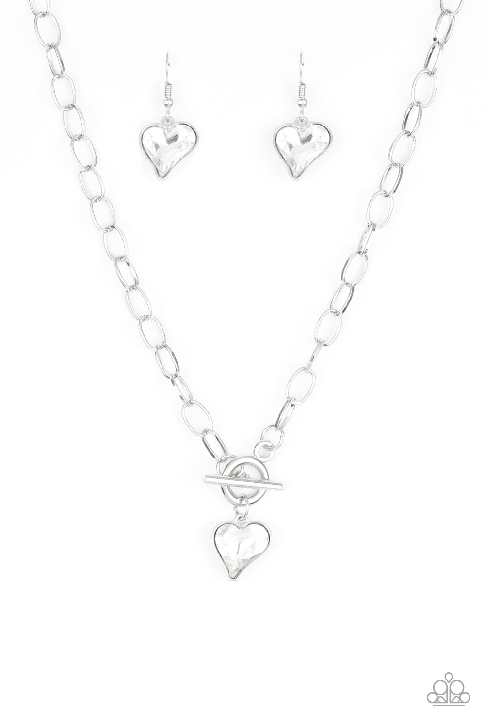 brought✽to✽you✽by✽blingflingbykat✽princeton-princess-white-necklace✽paparazzi-accessories