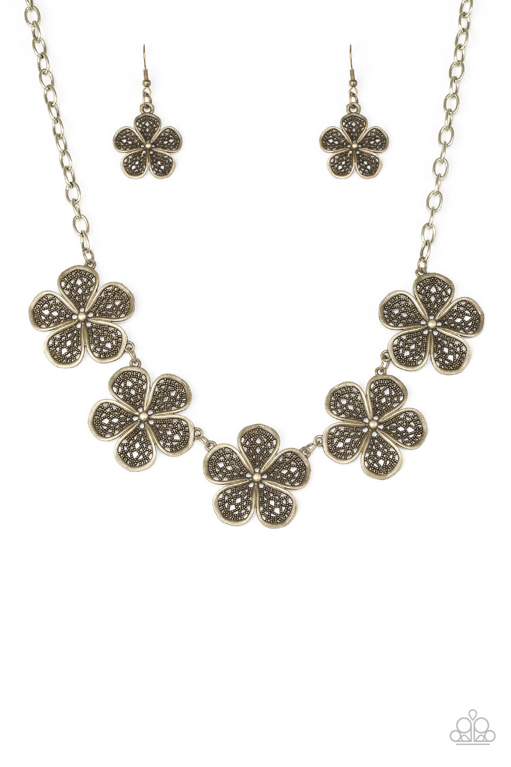 brought✽to✽you✽by✽blingflingbykatno-common-daisy-brass-necklace✽paparazzi-accessories