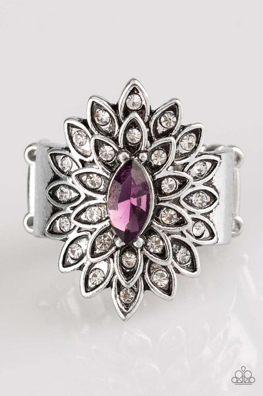 brought✽to✽you✽by✽blingflingbykat✽blooming-fireworks-purple-ring✽paparazzi-accessories