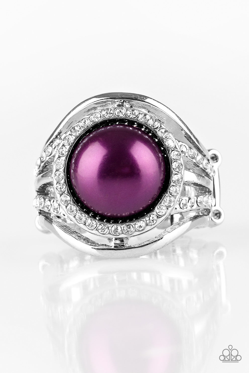 brought✽to✽you✽by✽blingflingbykat✽pampered-in-pearls-purple-ring✽paparazzi-accessories