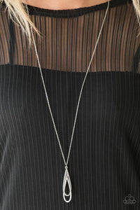 Paparazzi Accessories ✽ Step Into The Spotlight - White Necklace✽Flat Rate Ship $4.50✽