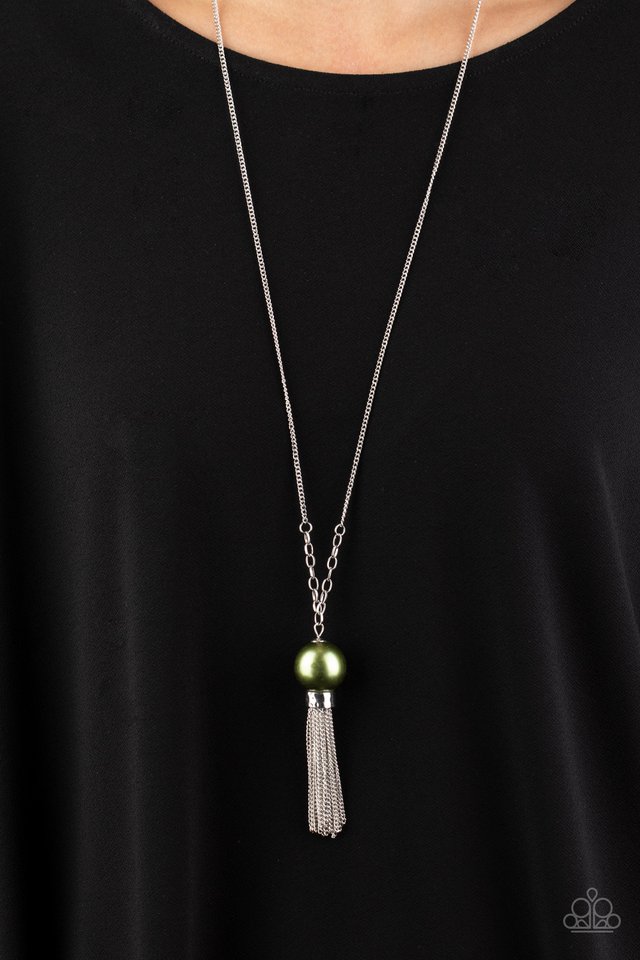 Paparazzi Accessories ✽Belle Of The BALLROOM - Green Necklace✽Flat Rate Ship $4.50✽