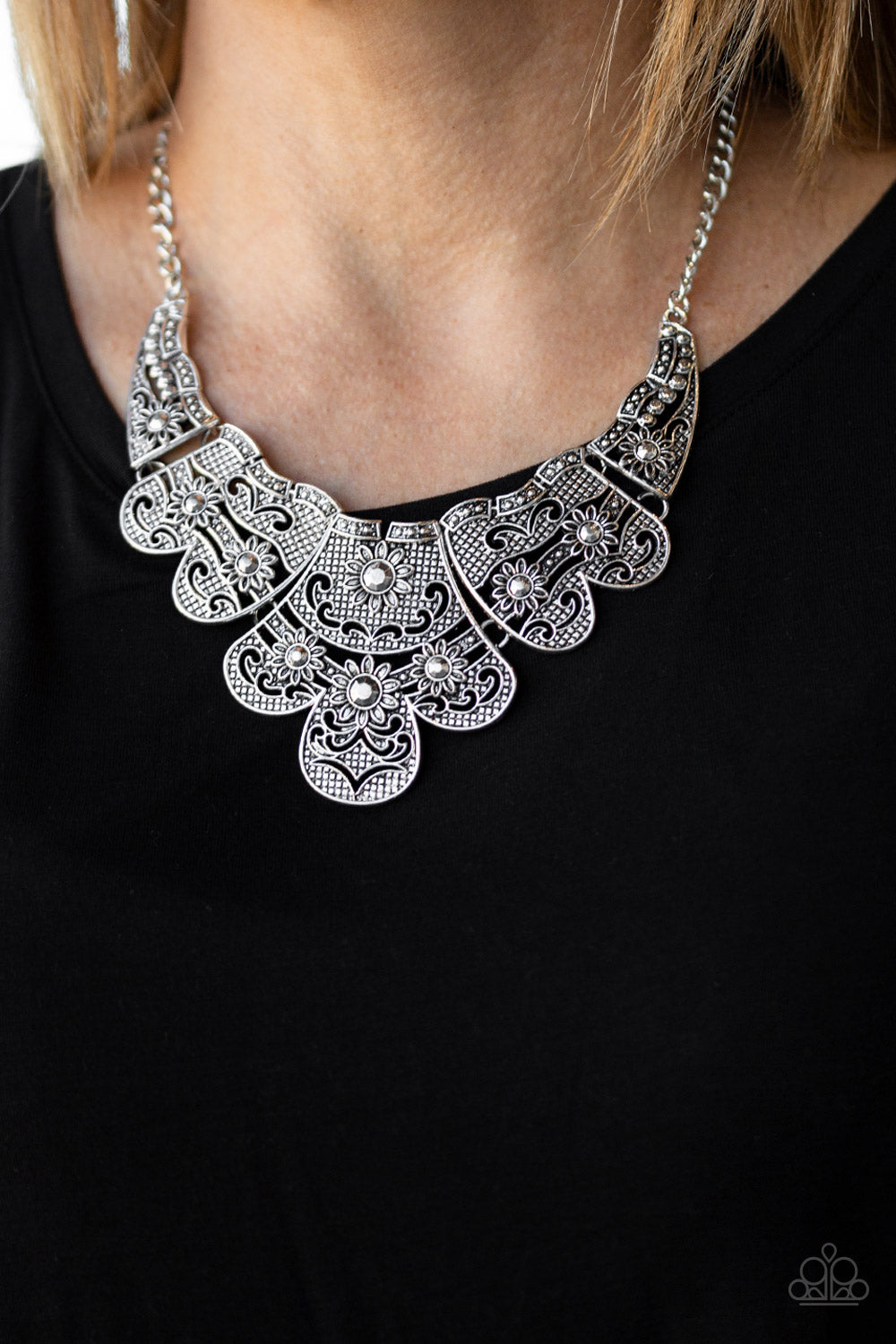 Paparazzi Accessories ✽ Mess With The Bull - Silver Necklace✽Flat Rate Ship $4.50✽