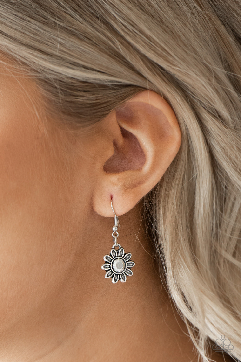 Paparazzi Accessories ✽ Mess With The Bull - Silver Necklace✽Flat Rate Ship $4.50✽