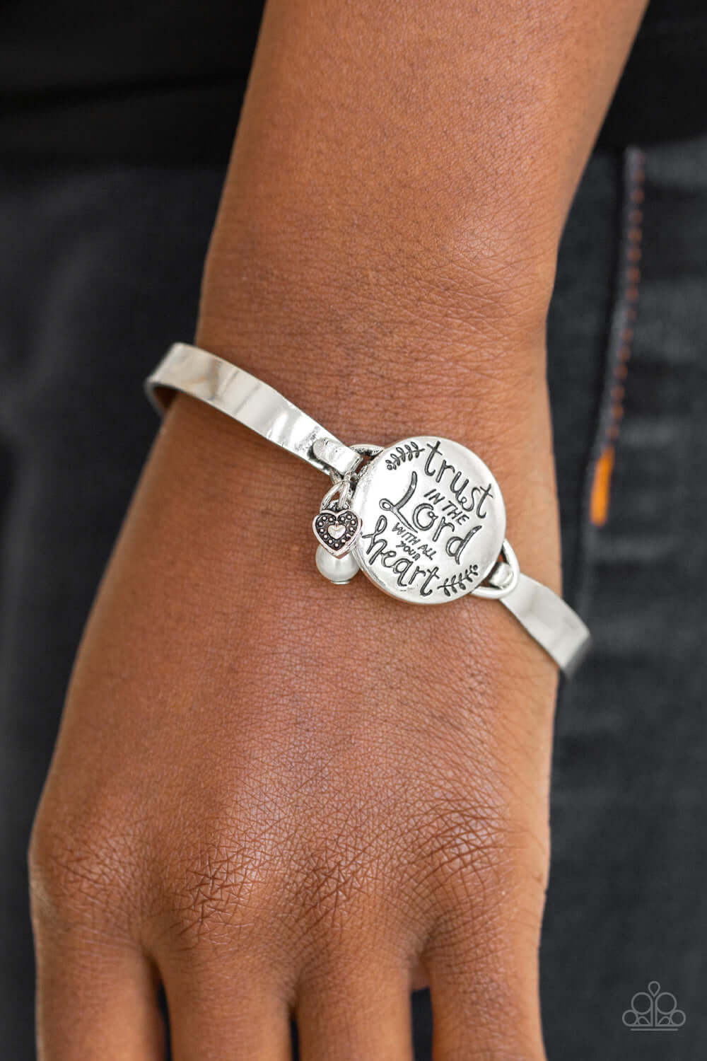 Paparazzi Accessories ✽ Total Trust - White Bracelet✽Flat Rate Ship $4.50✽ - Image #2