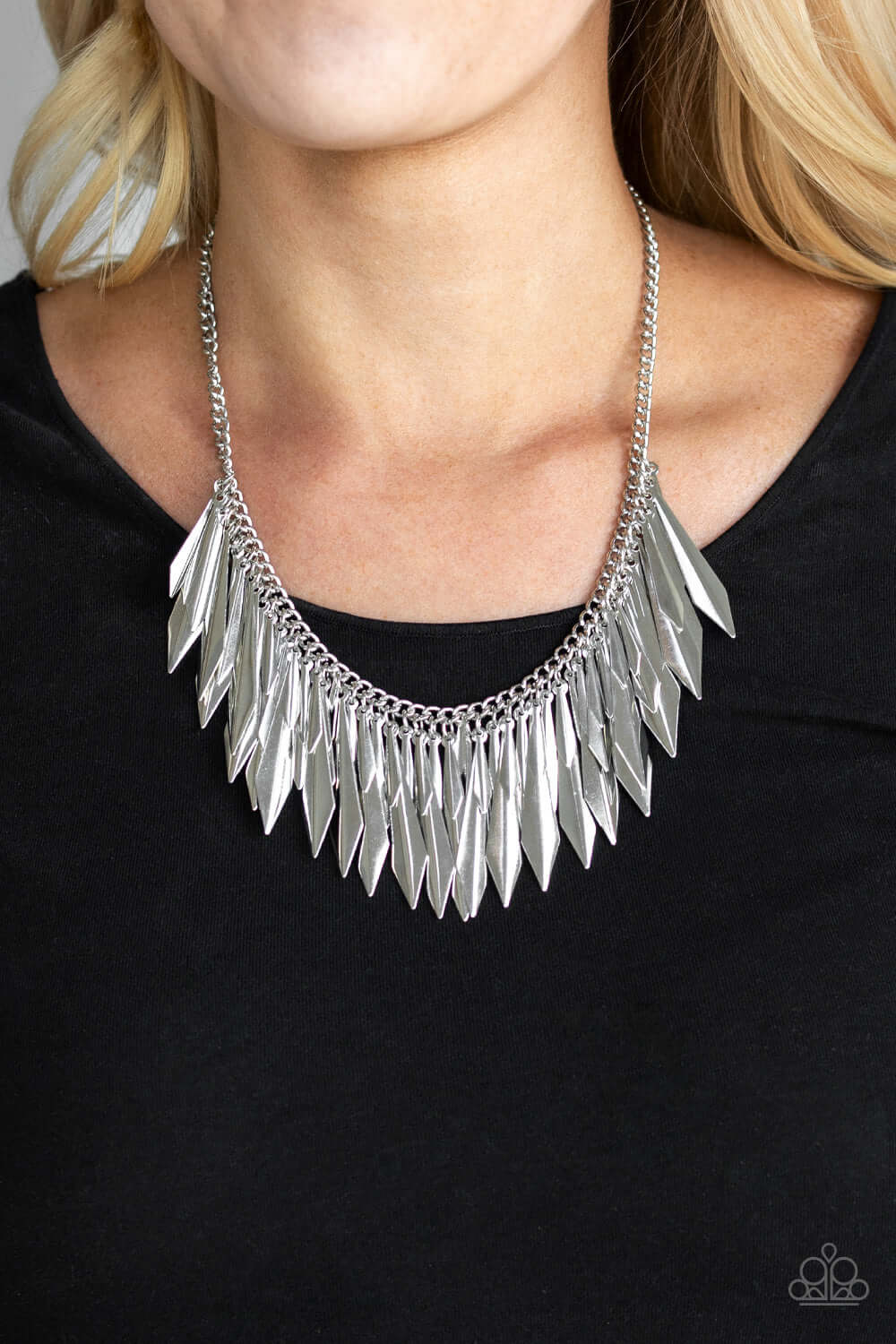 Paparazzi Accessories ✽ The Thrill-Seeker - Silver Necklace✽Flat Rate Ship $4.50✽ - Image #2