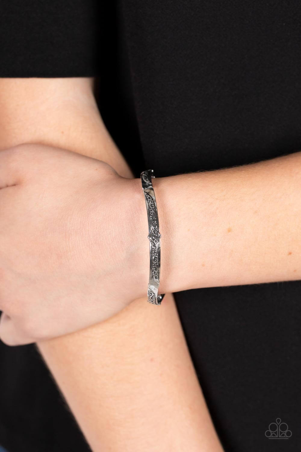 Paparazzi Accessories ❋Very Vineyard - Silver Bracelet❋ Flat Rate Ship $4.50❋ - Image #2