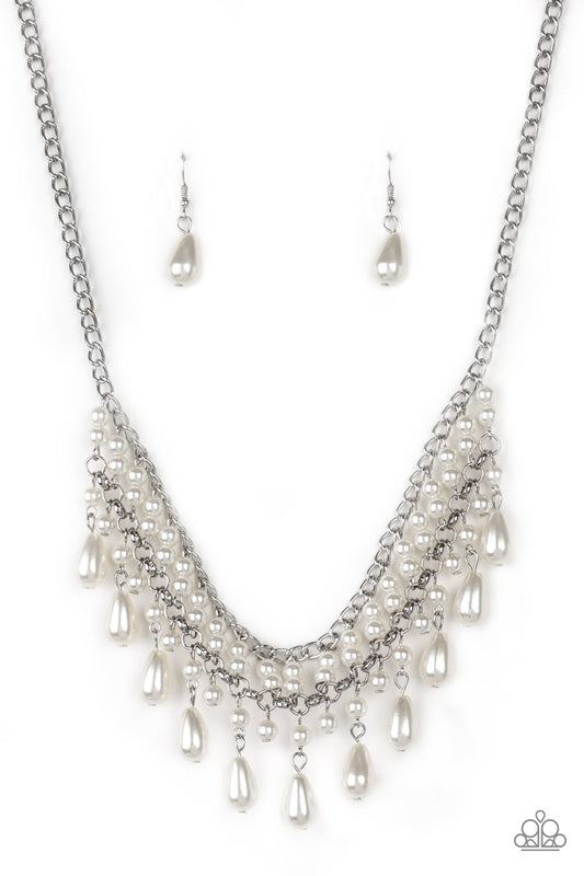 brought✽to✽you✽by✽blingflingbykat✽the-guest-list-white-necklace✽paparazzi-accessories