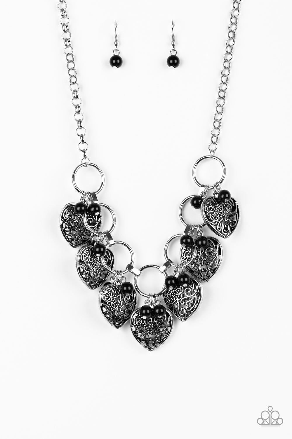 brought✽to✽you✽by✽blingflingbykat✽very-valentine-black-necklace✽paparazzi-accessories