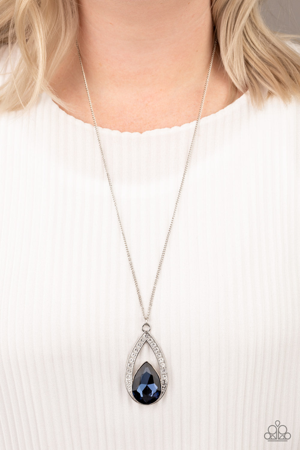 Paparazzi Accessories ✽ Notorious Noble - Blue Necklace✽Flat Rate Ship $4.50✽