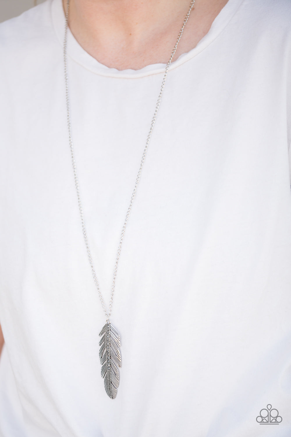 Paparazzi Accessories ✽ Sky Quest - Silver Necklace✽Flat Rate Ship $4.50✽