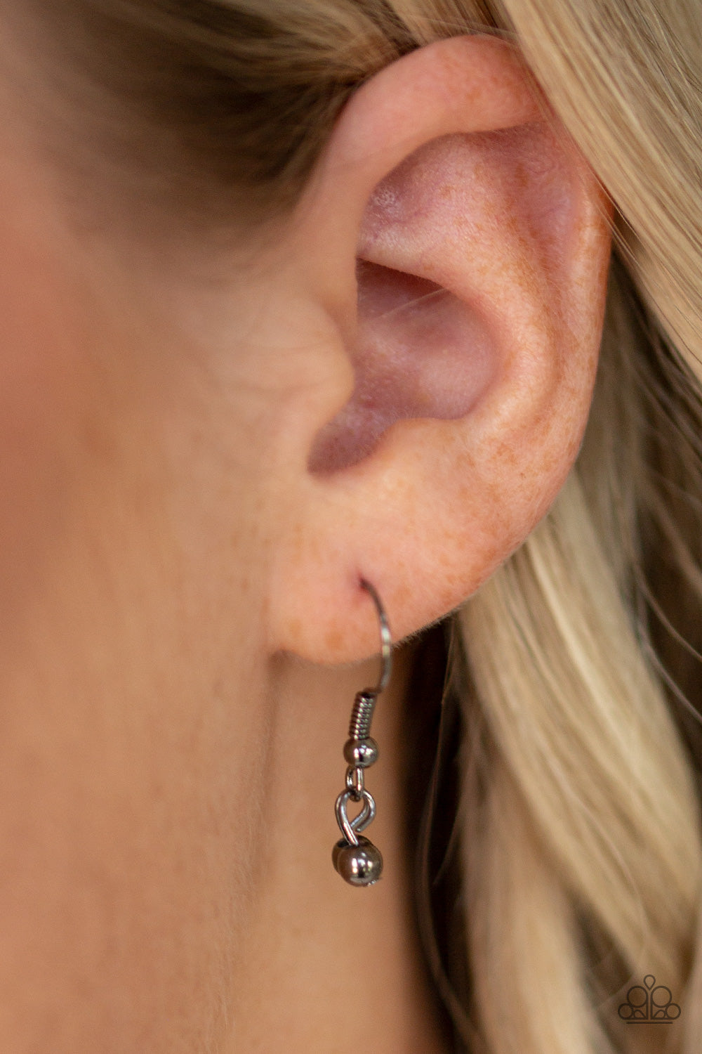 Paparazzi Accessories ✽ Keep Your Eye On The Pendulum - Black Necklace✽Flat Rate Ship $4.50✽