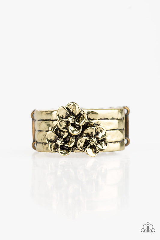 brought✽to✽you✽by✽blingflingbykat✽this-island-is-your-island-brass-ring✽paparazzi-accessories