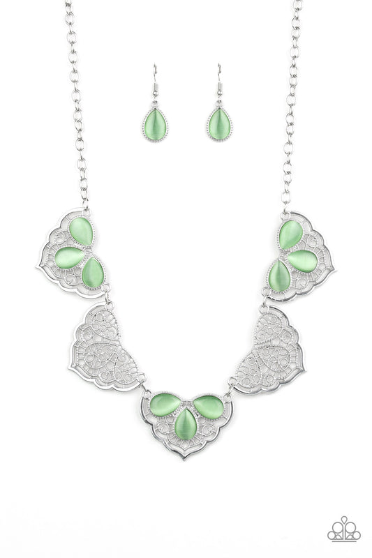 brought✽to✽you✽by✽blingflingbykat✽east-coast-essence-green-necklace✽paparazzi-accessories