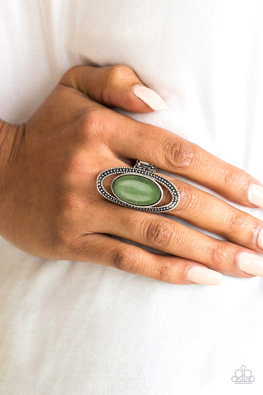 Paparazzi Accessories ✽ Western Royalty - Green Ring✽Flat Rate Ship $4.50✽