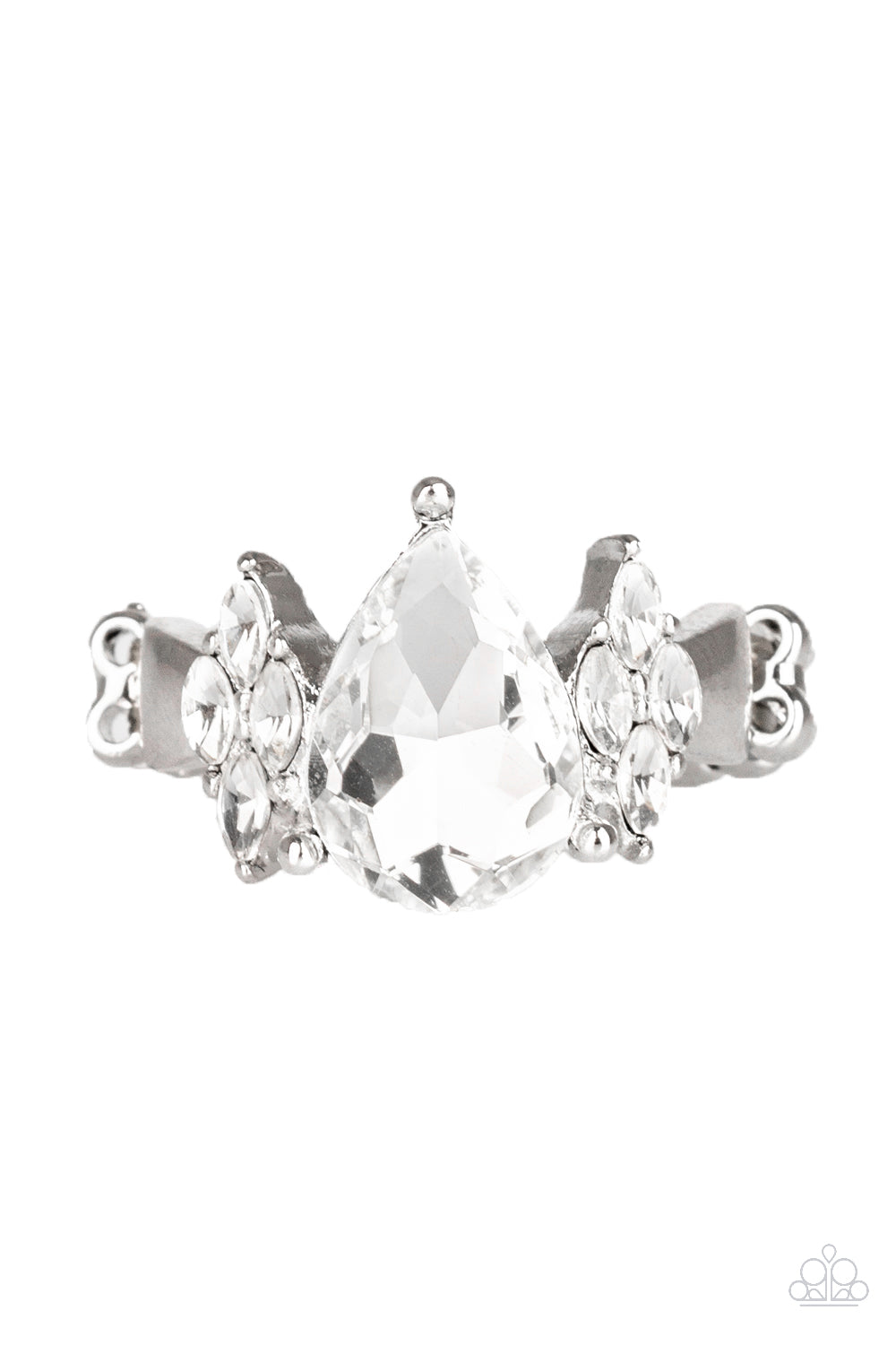 brought✽to✽you✽by✽blingflingbykat✽yas-queen-white-ring✽paparazzi-accessories