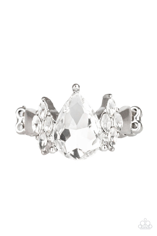brought✽to✽you✽by✽blingflingbykat✽yas-queen-white-ring✽paparazzi-accessories