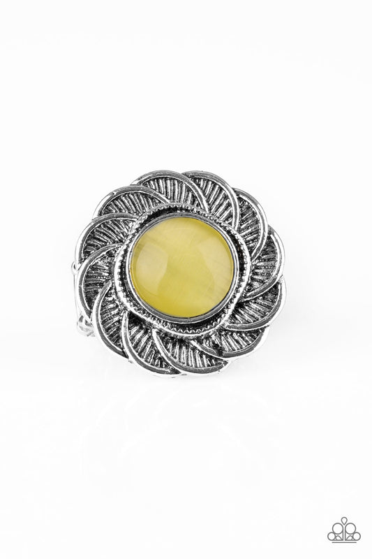 brought✽to✽you✽by✽blingflingbykat✽gardenia-glow-yellow-ring✽paparazzi-accessories