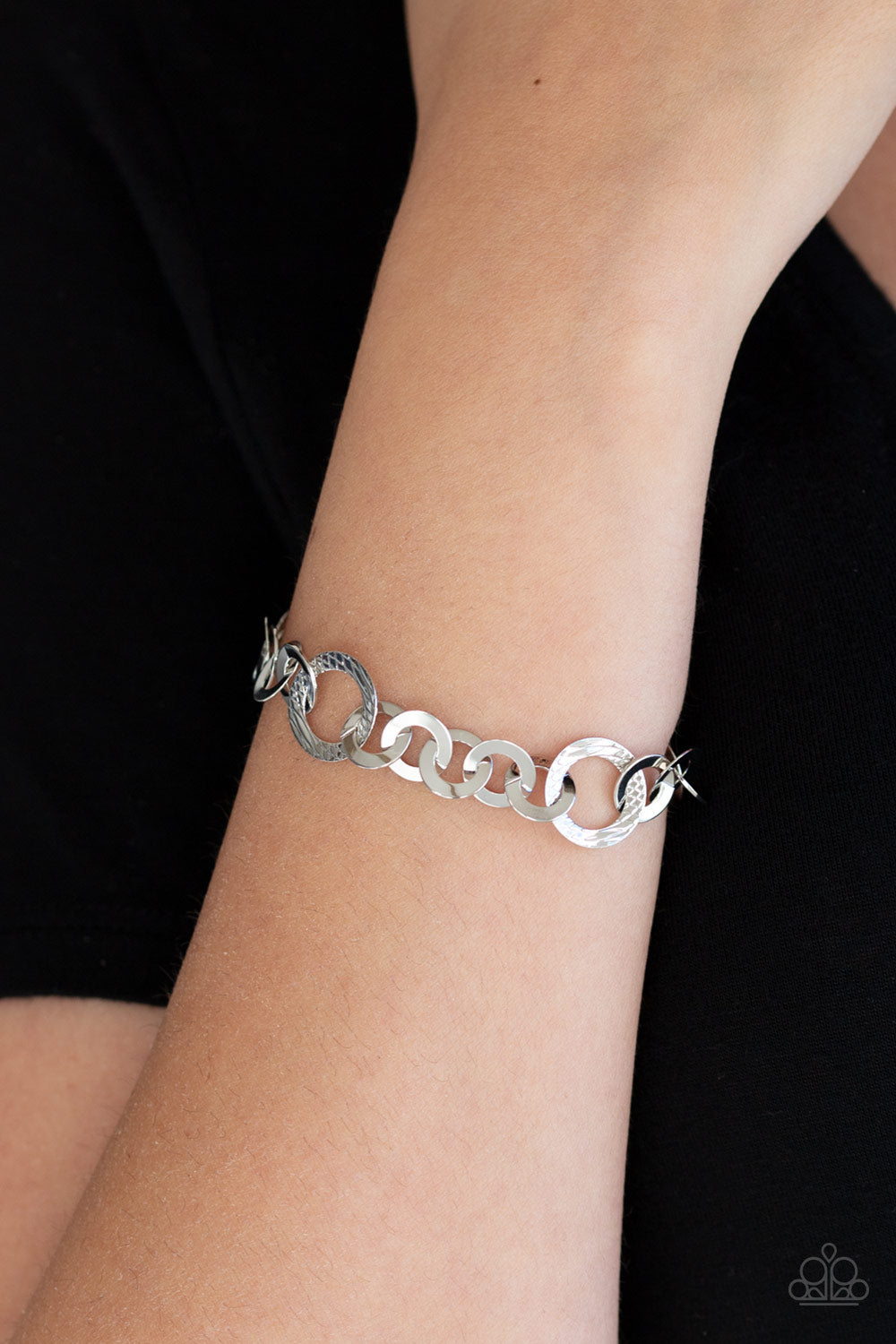 Paparazzi Accessories ✽ Modern Movement - Silver Bracelet✽Flat Rate Ship $4.50✽