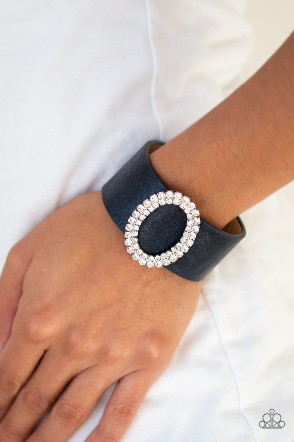 Paparazzi Accessories ✽ Center Stage Starlet - Blue Bracelet✽Flat Rate Ship $4.50✽