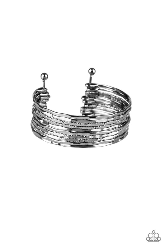 brought✽to✽you✽by✽blingflingbykat✽sleek-shimmer-black-bracelet✽paparazzi-accessories