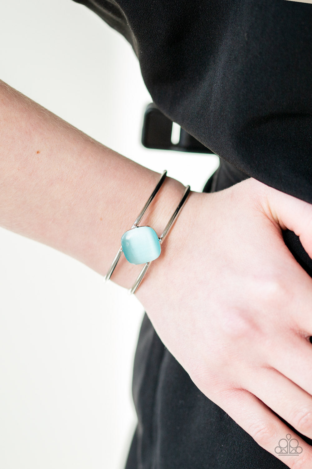 Paparazzi Accessories ✽ Turn Up The Glow - Blue Bracelet✽Flat Rate Ship $4.50✽