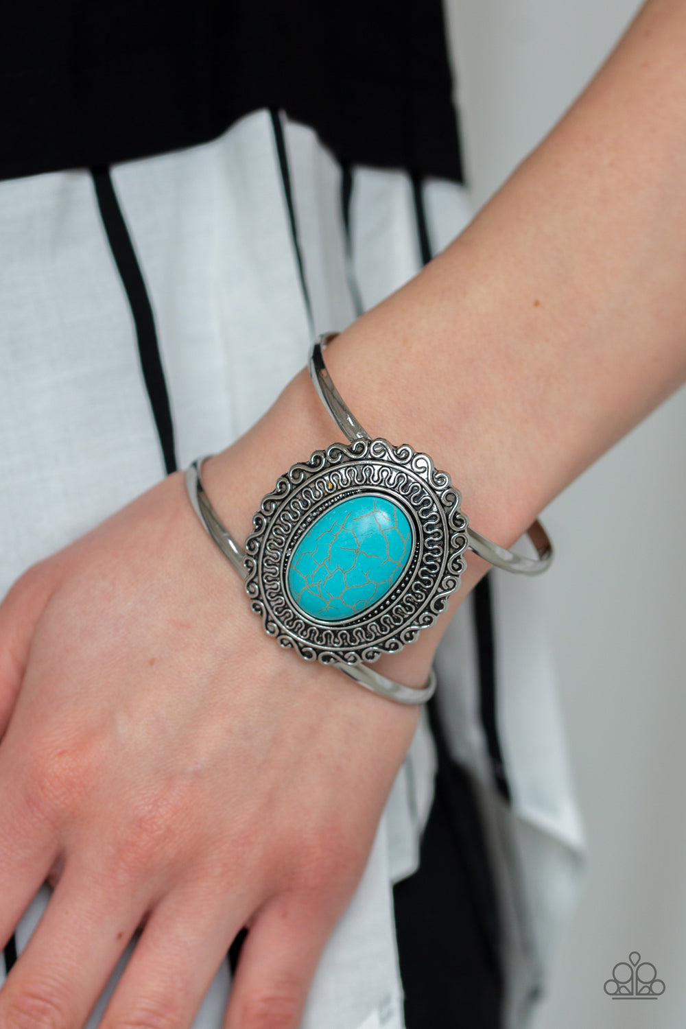 Paparazzi Accessories ✽ Extra EMPRESS-ive - Blue Bracelet✽Flat Rate Ship $4.50✽